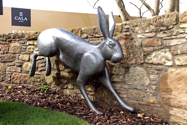 Commissioned by CALA Homes for the entrance to a new housing development in Eskbank, a series of 4 larger than life running hares. Forged and fabricated from mild steel, galvanised and painted. Artist Blacksmiths, Edinburgh, Scotland, Ratho Byres Forge.